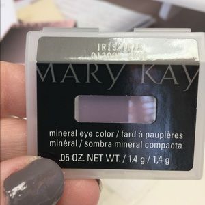 Mary Kay eyeshadow